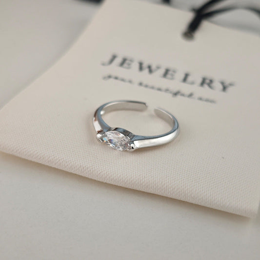 Aya Sterling Ring | White Gold