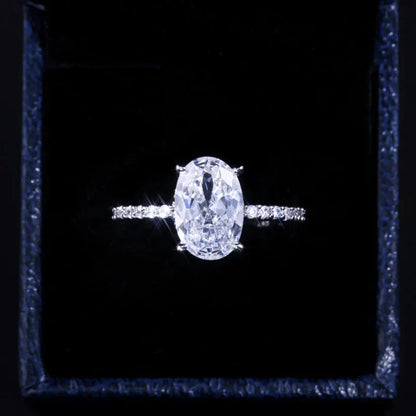 Benigna Pavesi Ring | White Gold